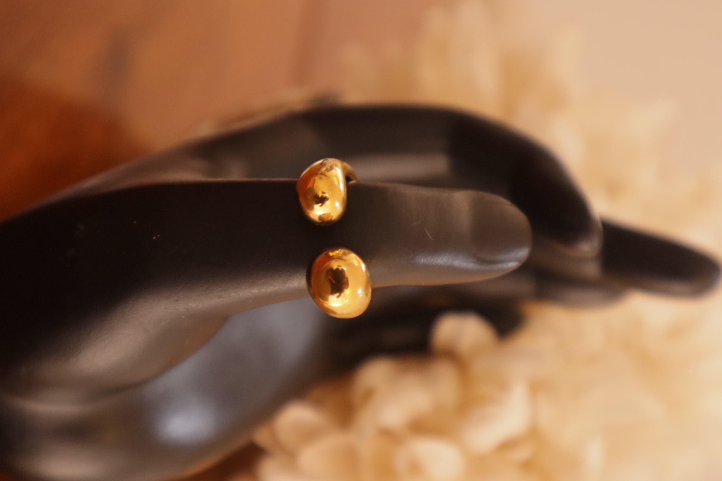 Menessah Ring